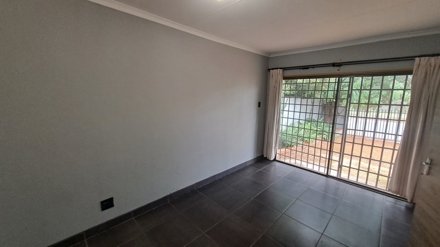 5 Bedroom Property for Sale in Westdene Free State